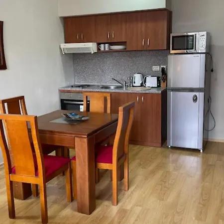 Amber - Mountain Escape With Free Bottle Of Good Wine